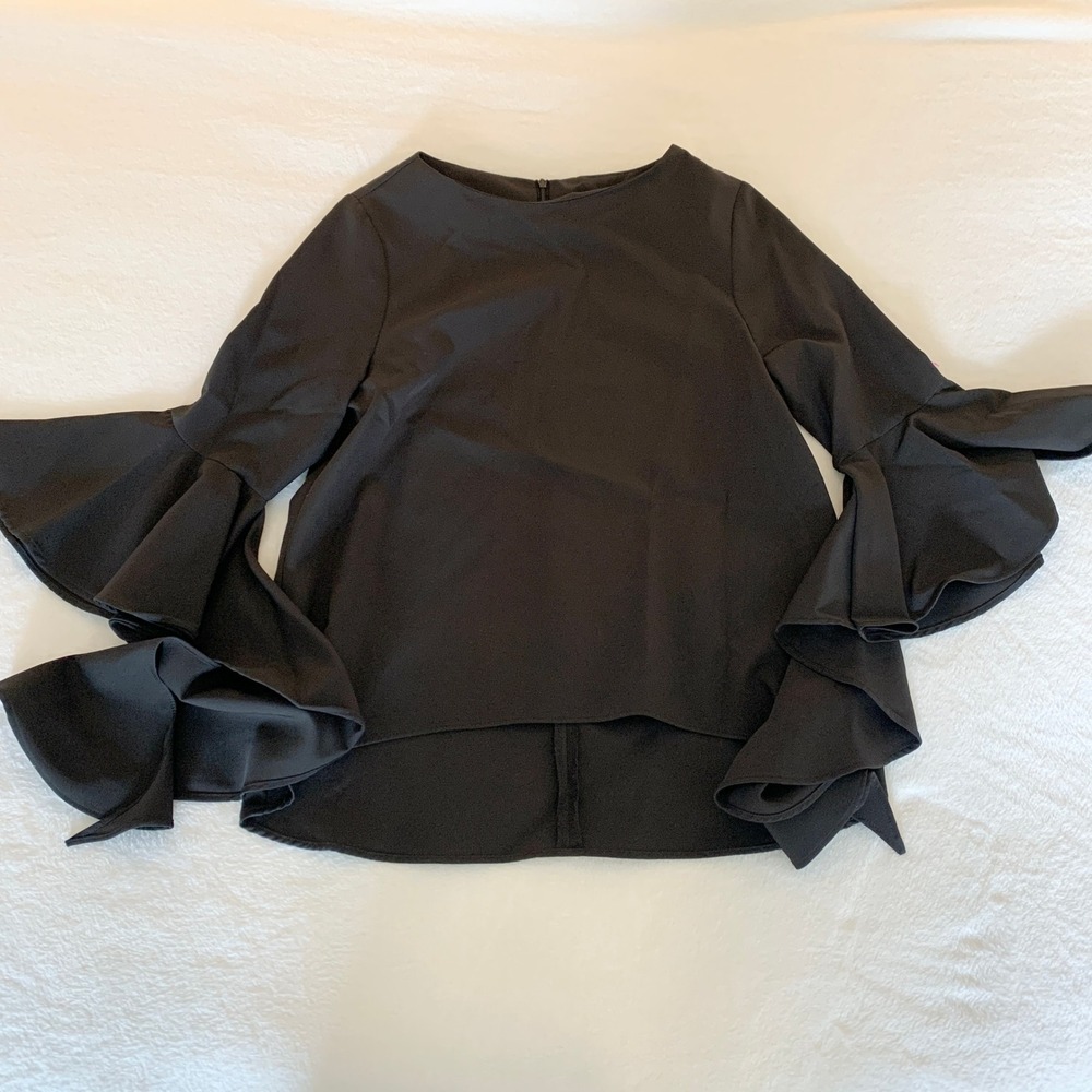 Gracia Ruffle Bell Sleeve Blouse Women Sz L Black Statement Tiered Top Crewneck